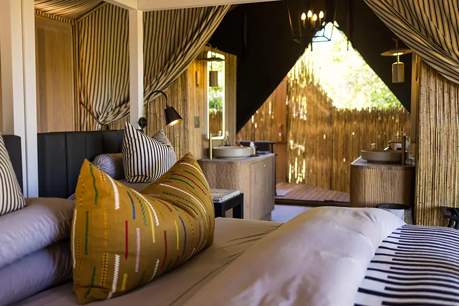 monachira-camp-machaba-safari-botswana-delta-room-details