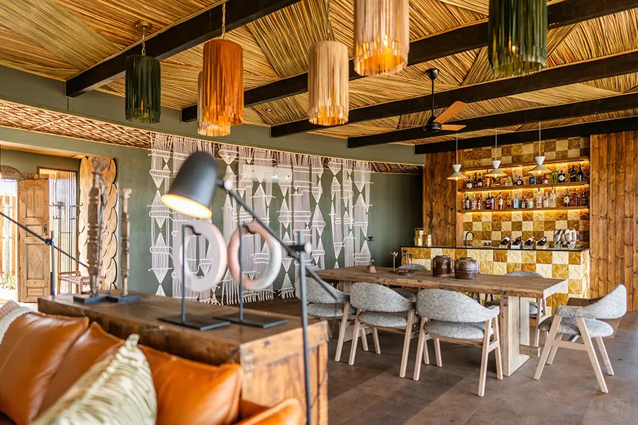 wilderness-magashi-peninsula-rwanda-akagera-villa-dine-and-bar