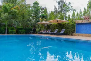 airport-planet-lodge-kigori-arusha-kilimanjaro-intl-airport-tanzania-swimming-pool-airport-planet-lodge