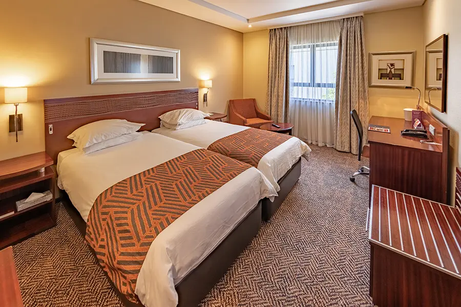 city-lodge-hotel-or-tambo-international-airport-twin-bedroom-cl-ortambo