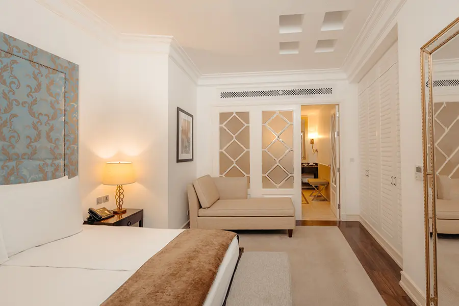 villa-rosa-kempinski-nairobi-kenya-deluxe-room-1