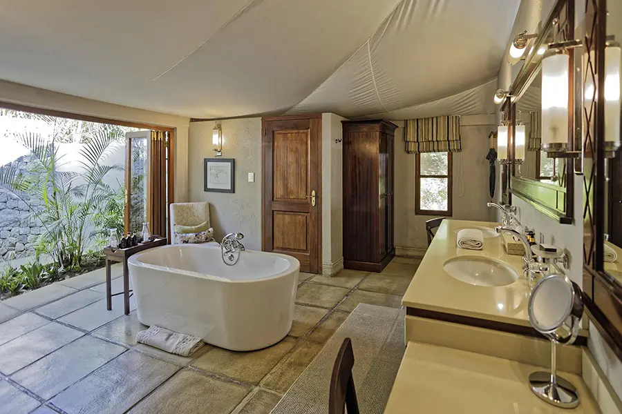 savanna-private-game-lodge-sabi-sands-kruger-savanna_executive_suite_4