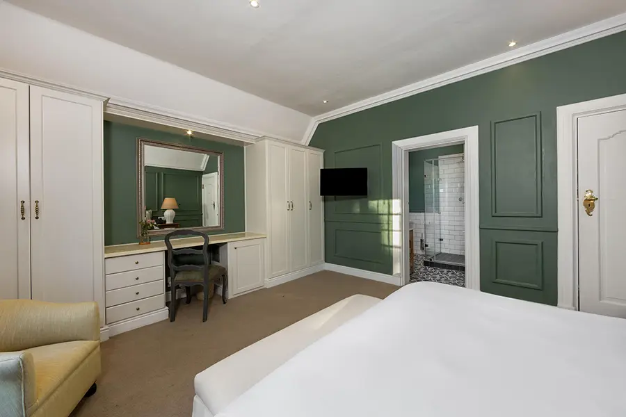 the-claremont-boutique-hotel-cape-town-classic-room