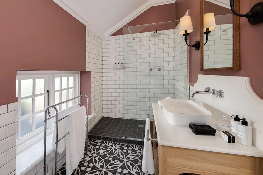 the-claremont-boutique-hotel-cape-town-classic-room-_5