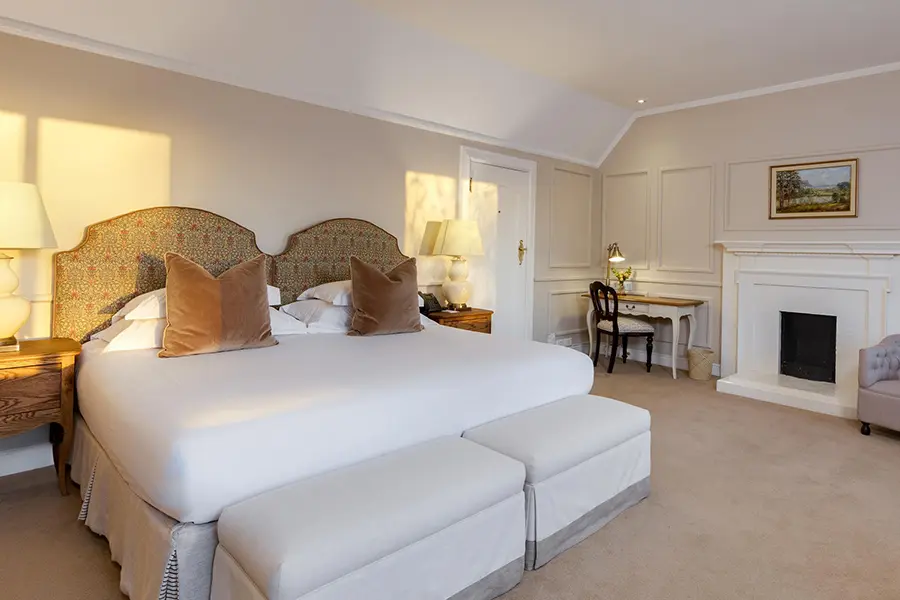 the-claremont-boutique-hotel-cape-town-room-2-deluxe-3