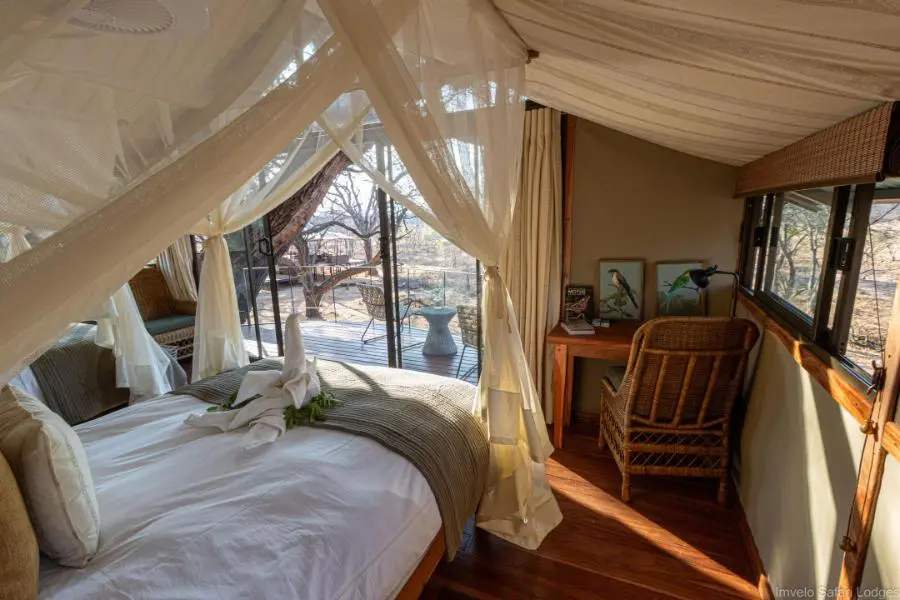 tum-tum-treehouse-treehouse-crombec-bedroom_1