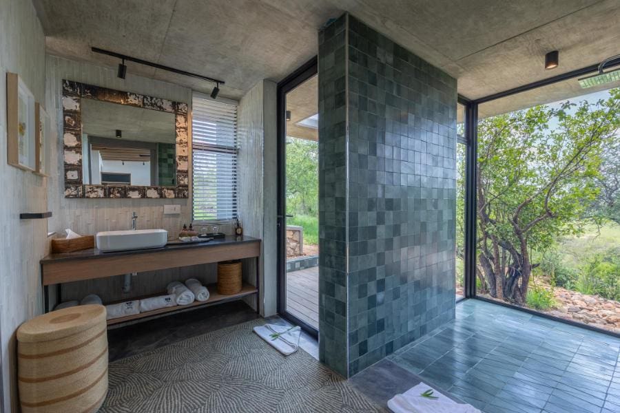 misava-safari-camp-1765461413773bathroom-2