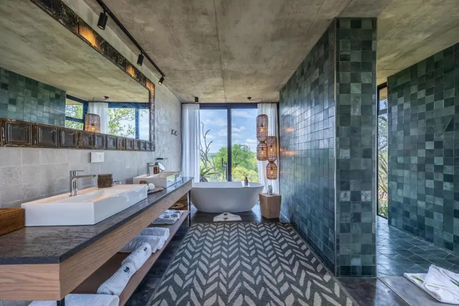 misava-safari-camp-1769500170031villa-main-bathroom